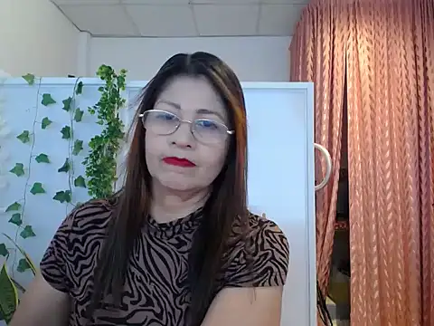 Snapshot of Manuela_lara_ chatting on 09-12-25, 02:06 Manuela lara online show from 09-12-25, 02:06