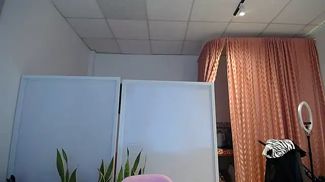 Manuela lara  online show from 11-27-25, 03:34