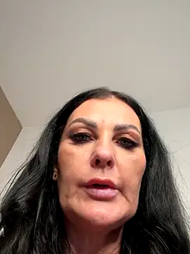 Nola Luxx-offiziell online show from 11-13-25, 01:04