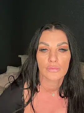 Snapshot of Nola_Luxx-offiziell chatting on 02-14-26, 07:36 Nola Luxx-offiziell online show from 02-14-26, 07:36