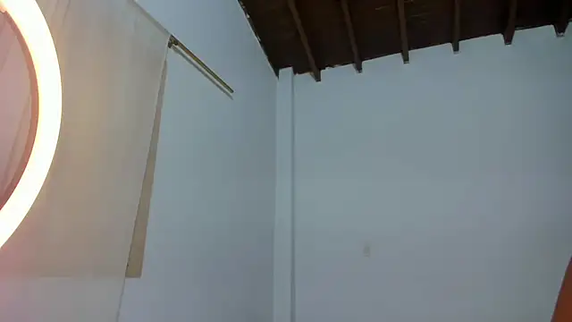 CAROLINNAGOMEZ online show from 11-14-25, 12:36