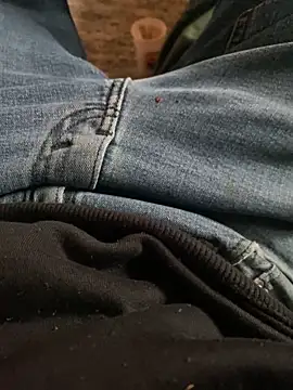 Pedro98801 online show from 12-16-25, 09:52