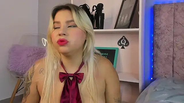 Snapshot of naomi_sanz chatting on 06-01-26, 06:57 naomi sanz online show from 06-01-26, 06:57