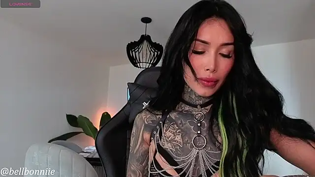 belllbonniie online show from 11-20-25, 07:36