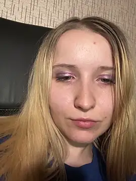 Snapshot of Milana_Key chatting on 09-14-25, 12:33 Milana Key online show from 09-14-25, 12:33