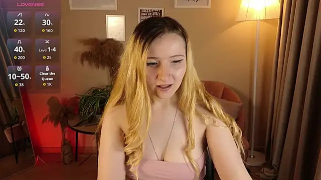 Snapshot of Milana_Key chatting on 09-20-25, 09:42 Milana Key online show from 09-20-25, 09:42