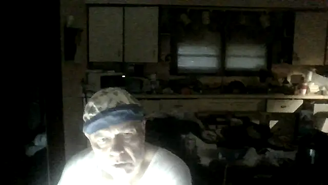 Snapshot of mapsterdaman chatting on 01-08-26, 10:49 mapsterdaman online show from 01-08-26, 10:49