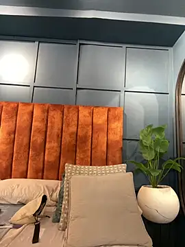 Snapshot of Tayler_Kim chatting on 02-27-26, 04:40 Tayler Kim online show from 02-27-26, 04:40