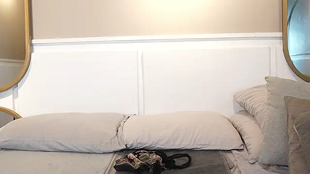 Tayler Kim online show from 01-09-26, 07:10