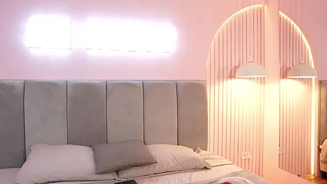 Tayler Kim online show from 01-07-26, 06:46