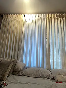 Snapshot of Tayler_Kim chatting on 02-28-26, 06:51 Tayler Kim online show from 02-28-26, 06:51