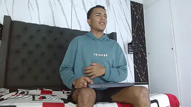 aston xvera online show from 10-10-25, 03:29