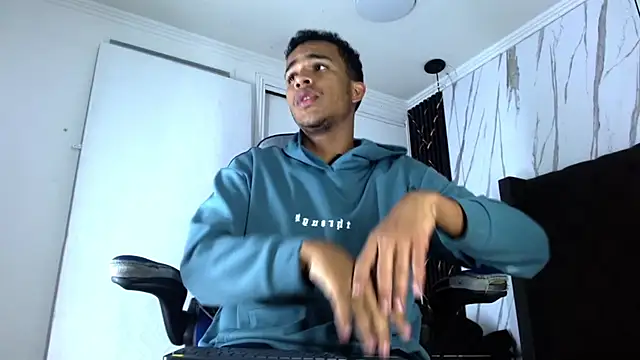 aston xvera online show from 10-18-25, 03:30