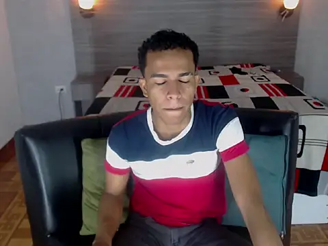 aston xvera online show from 09-15-25, 03:18