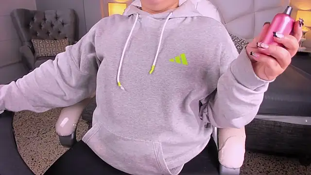 Miss Francheska online show from 02-03-26, 11:48