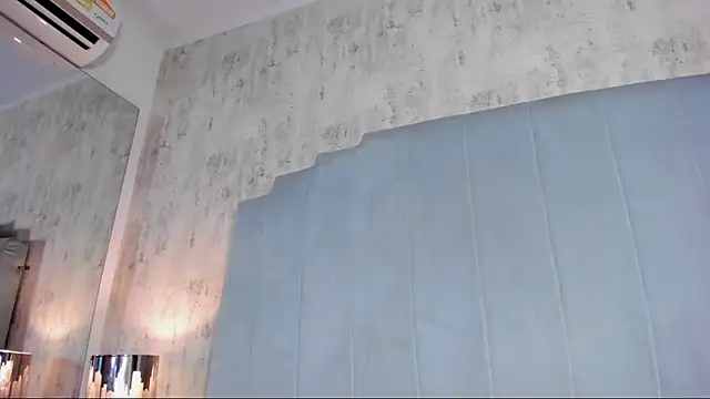 Snapshot of shanty_cole chatting on 06-18-26, 02:55 shanty cole online show from 06-18-26, 02:55