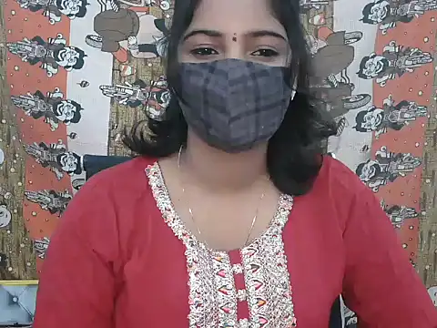 Snapshot of Hott_Noor chatting on 10-13-25, 05:36 Hott Noor online show from 10-13-25, 05:36