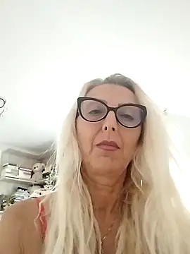  sexyBLONDE46  online show from 06-12-26, 10:57