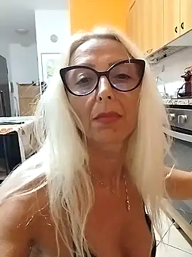  sexyBLONDE46  online show from 07-22-26, 01:18