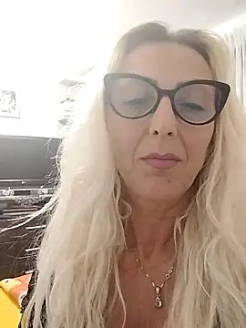  sexyBLONDE46  online show from 06-09-26, 07:37