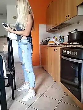  sexyBLONDE46  online show from 06-05-26, 09:59