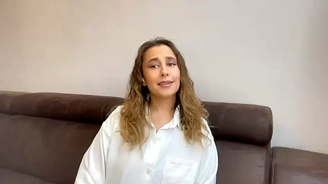 EveWontLeave online show from 09-19-25, 01:04