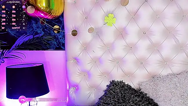 Valeria Swett  online show from 03-19-26, 07:58