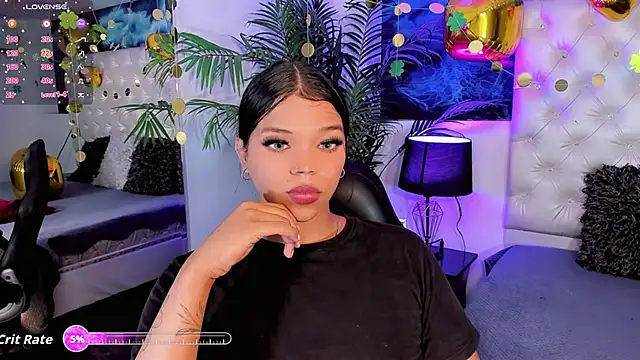 Valeria Swett  online show from 03-18-26, 11:37