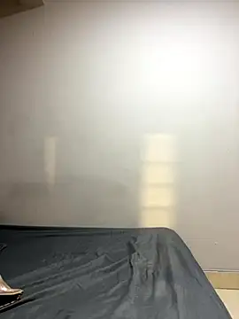  Chloe Smith online show from 11-26-25, 03:39