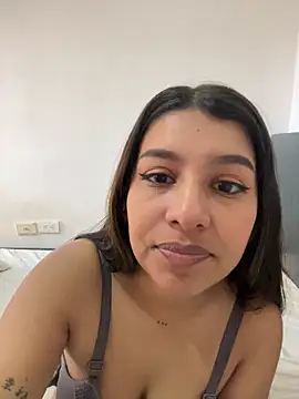  Chloe Smith online show from 02-19-26, 05:21