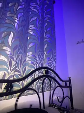 STRIP GLOW online show from 03-15-26, 06:26