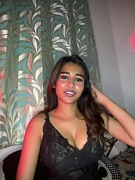 STRIP GLOW online show from 03-22-26, 10:00