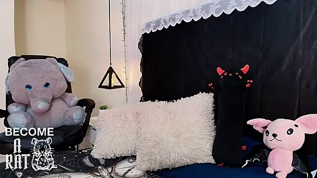 IvyBelle  online show from 05-13-26, 11:28