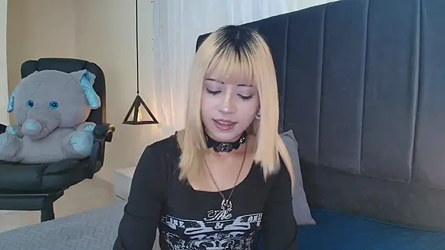 IvyBelle  online show from 01-16-26, 11:25