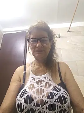 MaryLunne online show from 12-15-25, 11:49