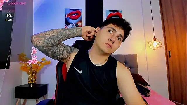 Nicolas James Sc online show from 09-27-25, 03:07