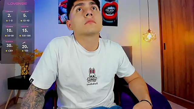 Nicolas James Sc online show from 09-17-25, 01:57