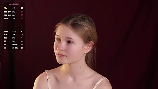 LynHillaire online show from 06-17-26, 12:37