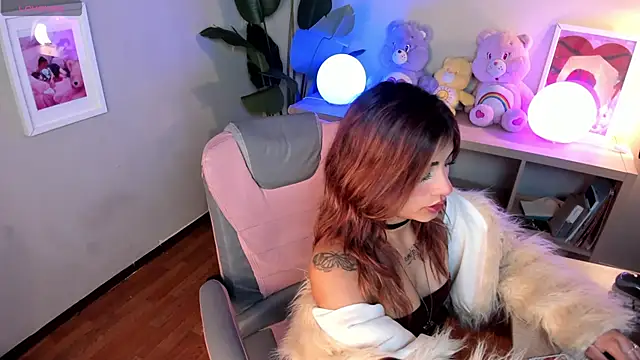 Mystic blue online show from 03-11-26, 01:05