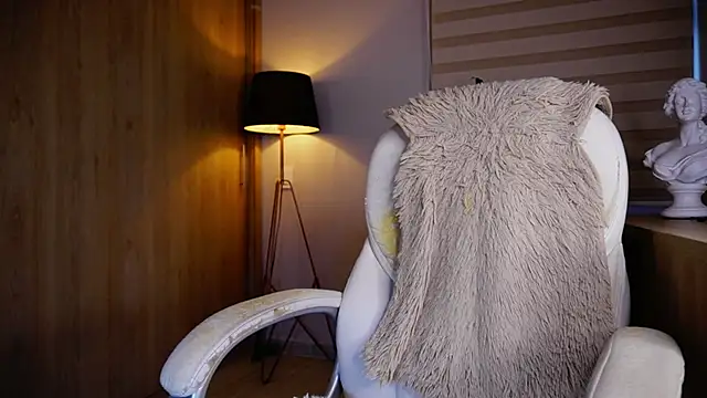 Erick Thompsonx online show from 09-26-25, 08:27