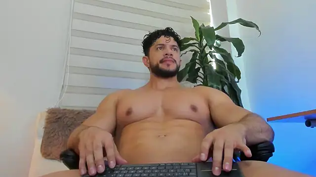 Erick Thompsonx online show from 07-18-26, 07:33