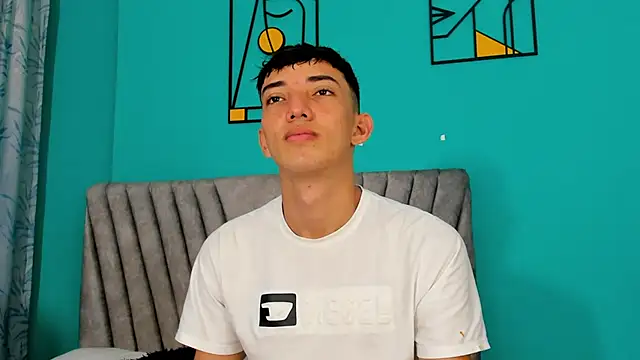 Maikol Ortiz online show from 04-13-26, 12:42