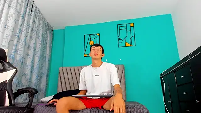 Maikol Ortiz online show from 03-16-26, 12:31