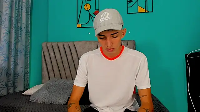 Maikol Ortiz online show from 04-09-26, 12:44