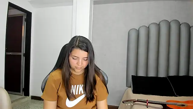 Charlotte-Star online show from 01-08-26, 08:48