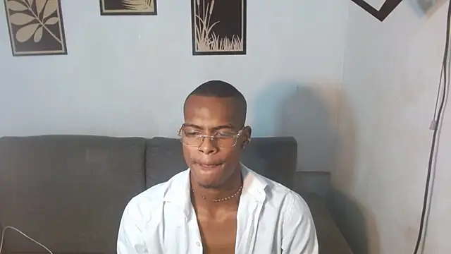 Snapshot of criss_zuri chatting on 09-26-25, 11:28 criss zuri online show from 09-26-25, 11:28