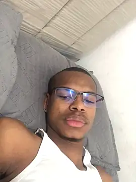 criss zuri online show from 12-14-25, 11:49