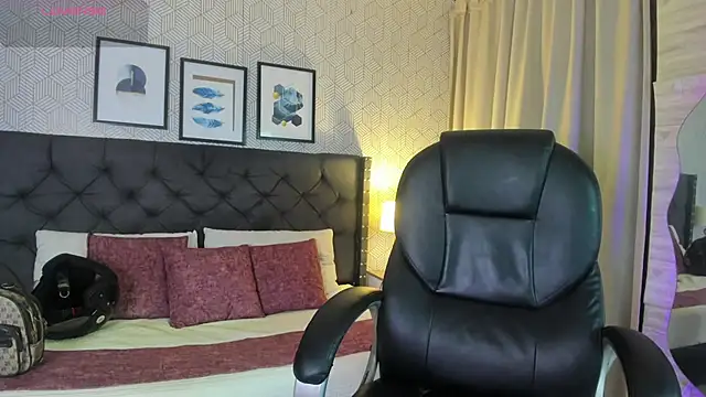sophie  blare online show from 07-17-26, 07:00