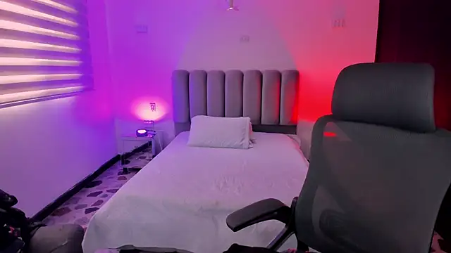 AlliceCopper online show from 11-05-25, 02:20