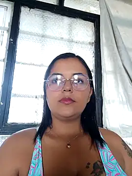 Snapshot of Naugthy-Mey chatting on 09-28-25, 02:02 Naugthy-Mey online show from 09-28-25, 02:02